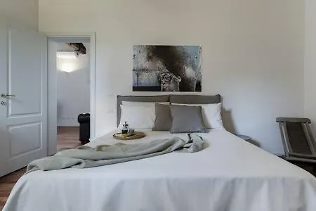 Charme Immerso Tra Le Mura Bolognesi